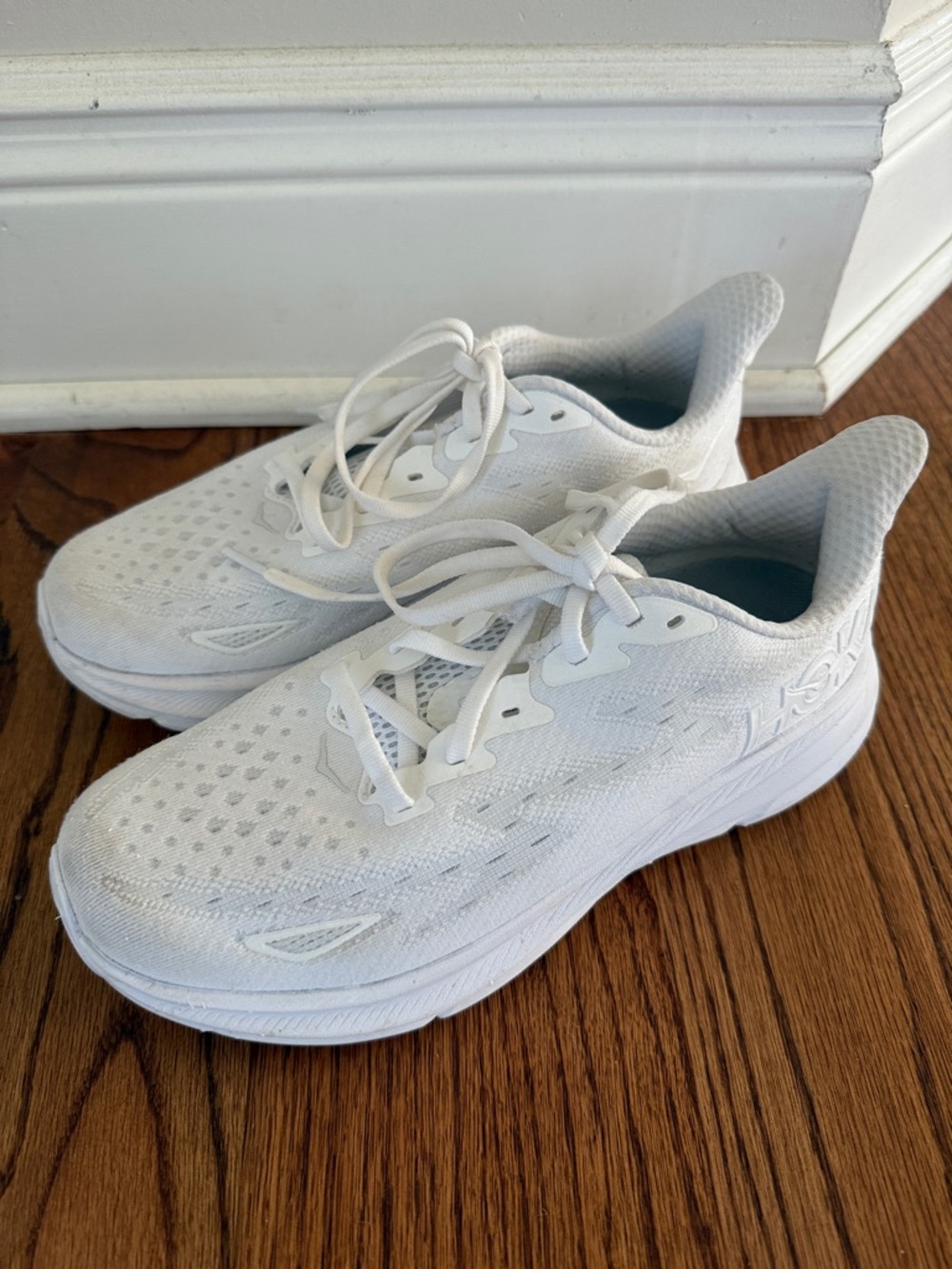 Hoka Clifton women's sneakers worn two times. In perfect shape.